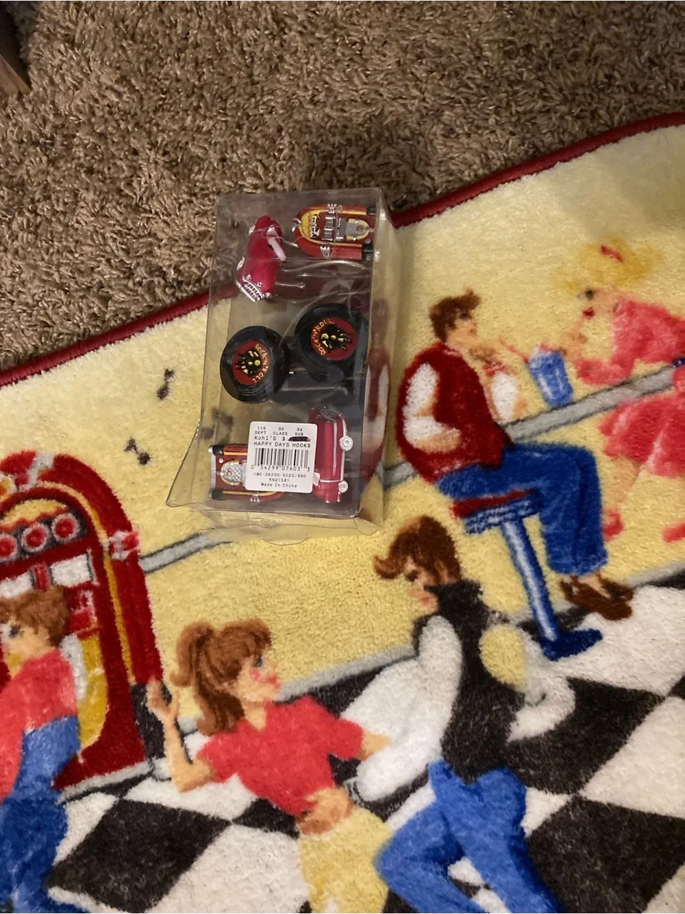 Kohl's Retro Diner Bath Rug in Yellow, Red, Blue